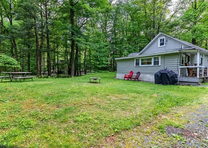 Camelback Cottage - On One Acre & Near Local Attractions