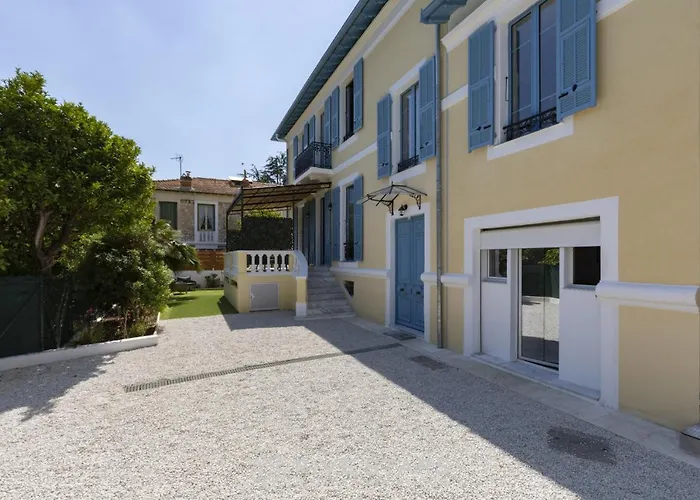 Villa Capriciosa - Five Stars Holiday House