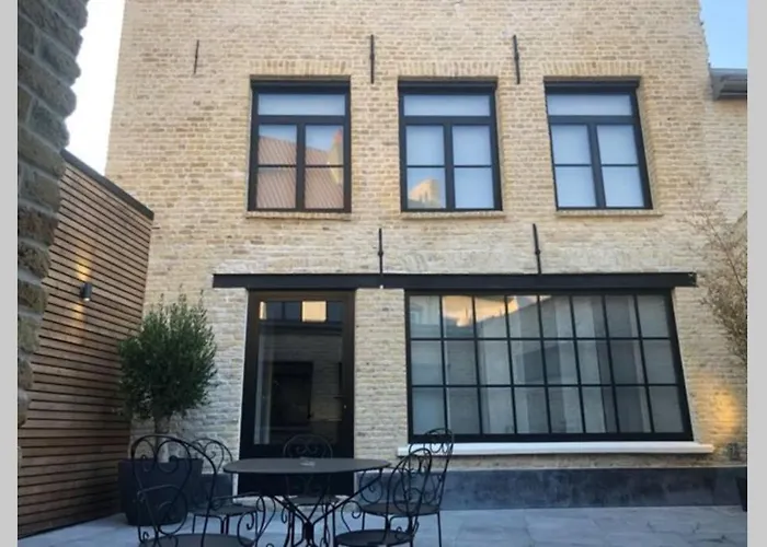 Les chambres Berguoises Duplex calme au coeur de Bergues