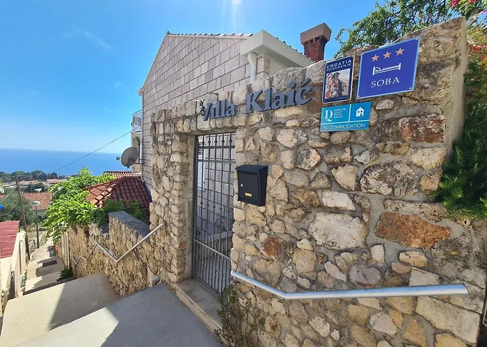 Hotels with pool Bed And Breakfast Villa Klaic