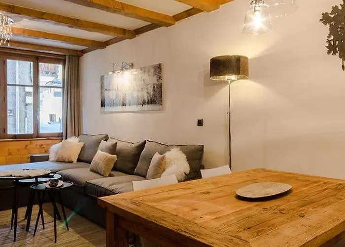 Appart 6 pers 3 étoiles centre proximité remontées mécanique Courchevel Le Praz - Los Robles