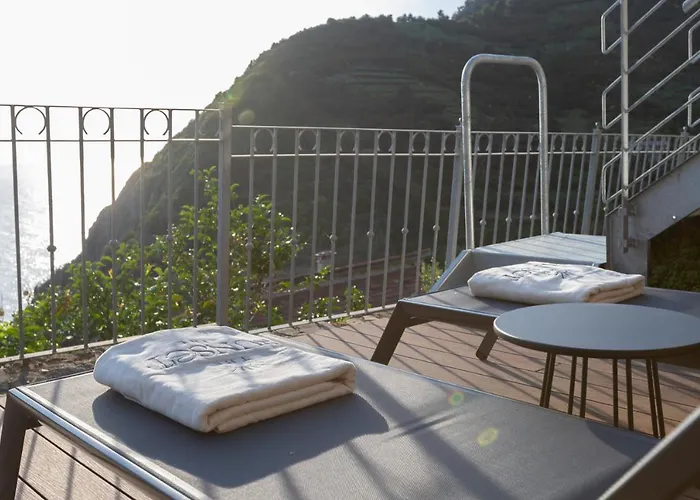 Hotel familiare: The Sunset Line