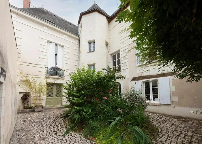 La Lirosane, 3 studios, 3,7km du Zoo, Centre-ville