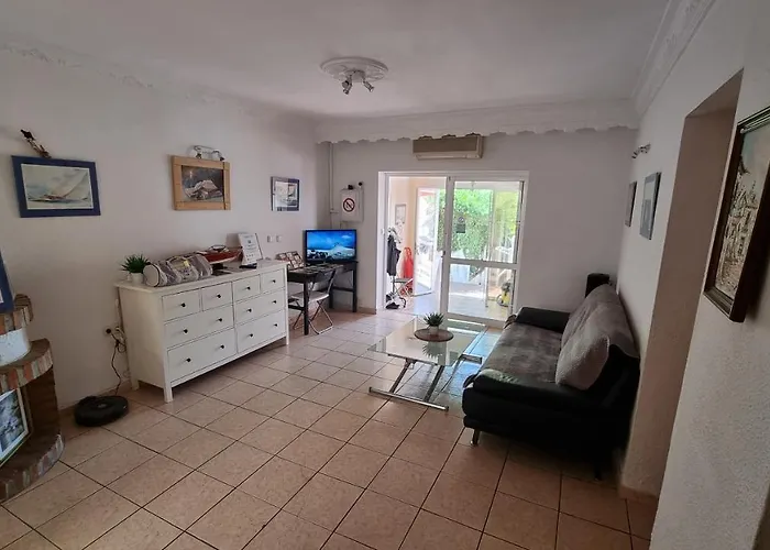  Roberto Guest House Casa Compartida