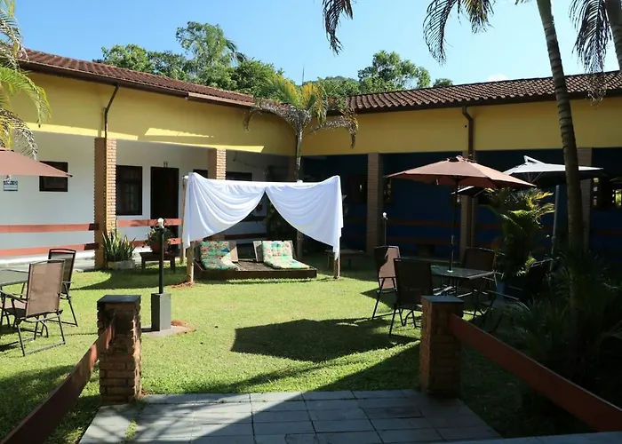 Francis Hotel Pousada