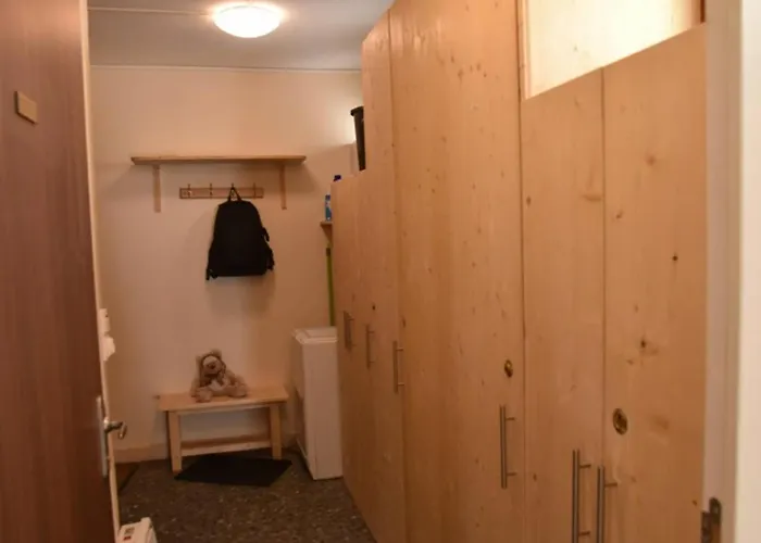 Studio Cosy 4 Pers Avec Balcon Et Parking A Montgenevre - Fr-1-266-159
