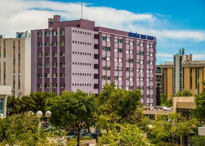 Hotel cerca del colegio: Split Summer Budget Rooms