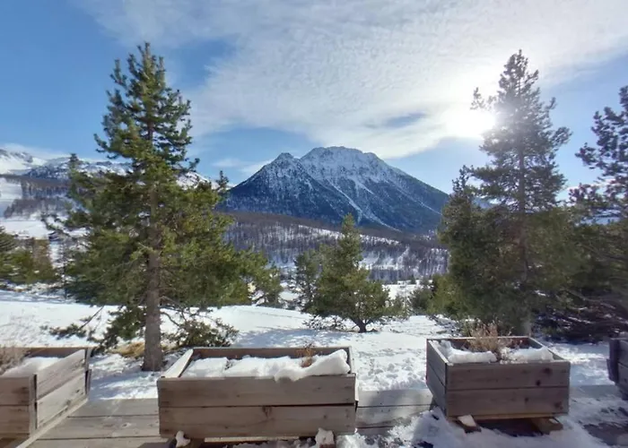Cosy Mountain _ Free Park