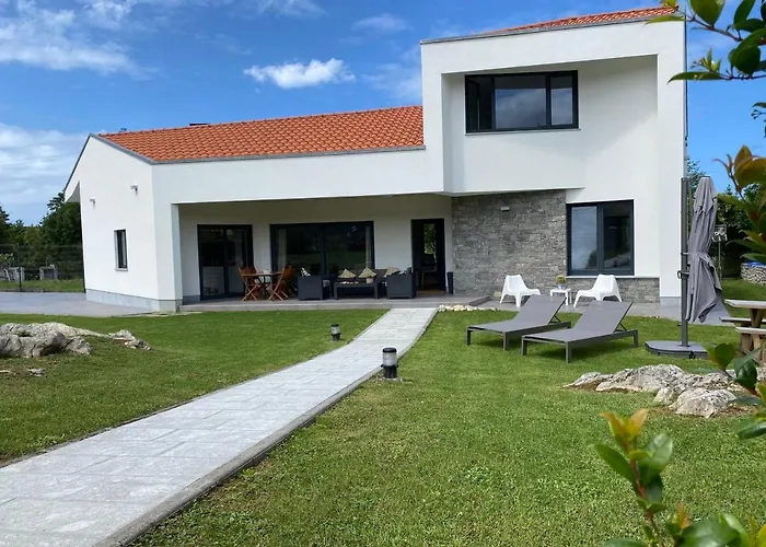 Villa privada: La llosina Vivienda Vacacional alquiler íntegro