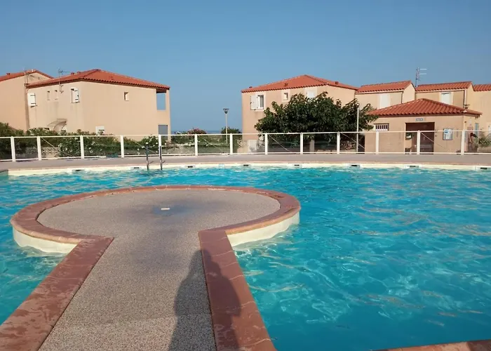 Villa 6 couchages spa privatif, accès direct mer, piscine