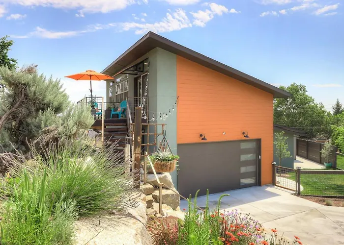 Stylish & Modern Boise Studio W/ Foothills Views!