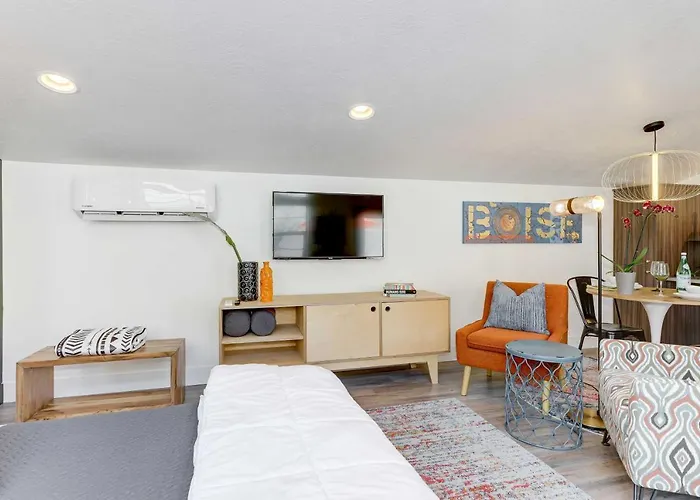 Stylish & Modern Boise Studio W/ Foothills Views!
