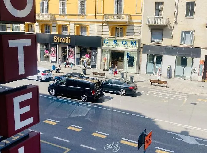 Resort: Hotel Aurora