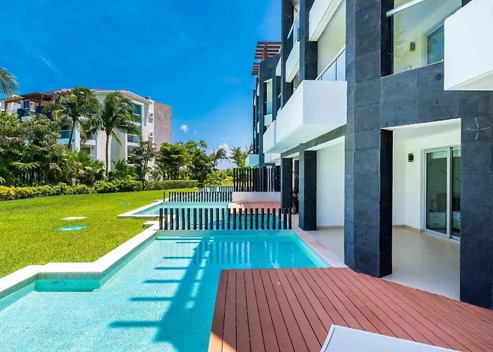 Mareazul Beach Front Condos