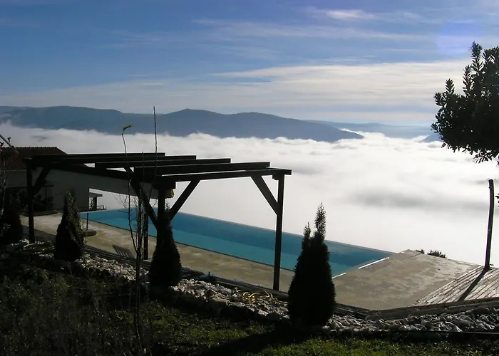 Casa De Alpajares - Guest House & Spa