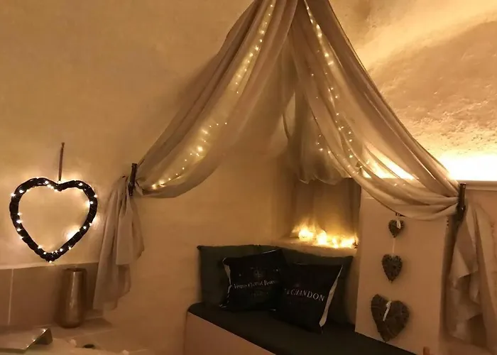Les Secrets d'Alcôve, nuits Romantiques avec SPA