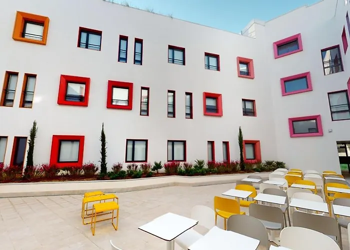  Residencia Universitaria Resa Málaga Centro