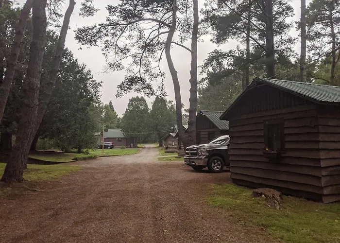 Moreno'S Adirondack Cabins