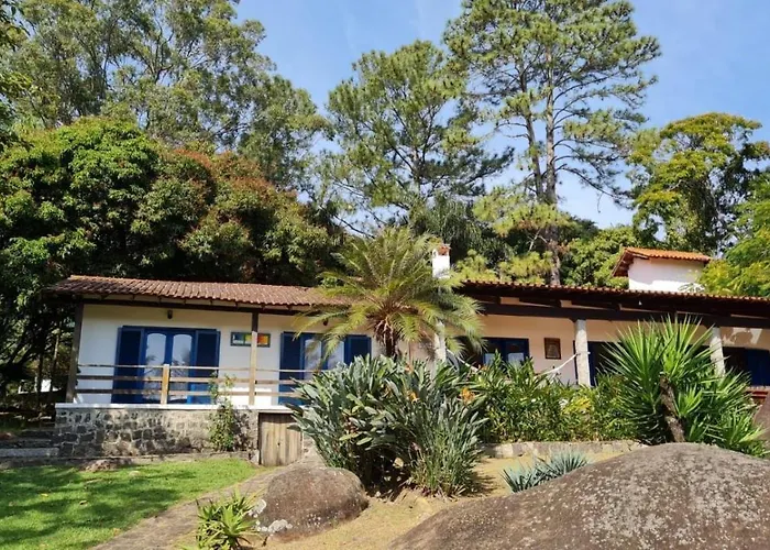 Elephant GuestHouse Beira Mar - Suítes com Café da Manhã