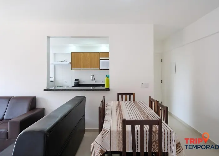 Apartamento com ar condicionado à 100 metros da praia - Edifício Ibiza