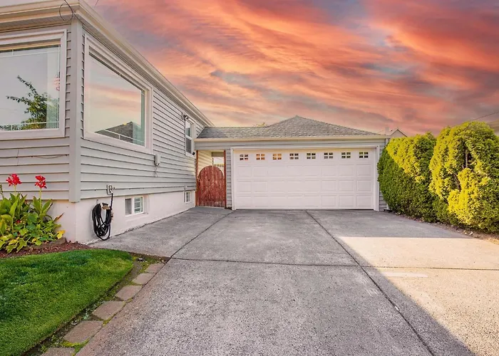 Duplex In Alberta Art District