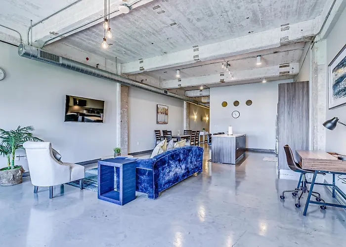 Luxury Downtown Dallas Stay By Amyfinehouse