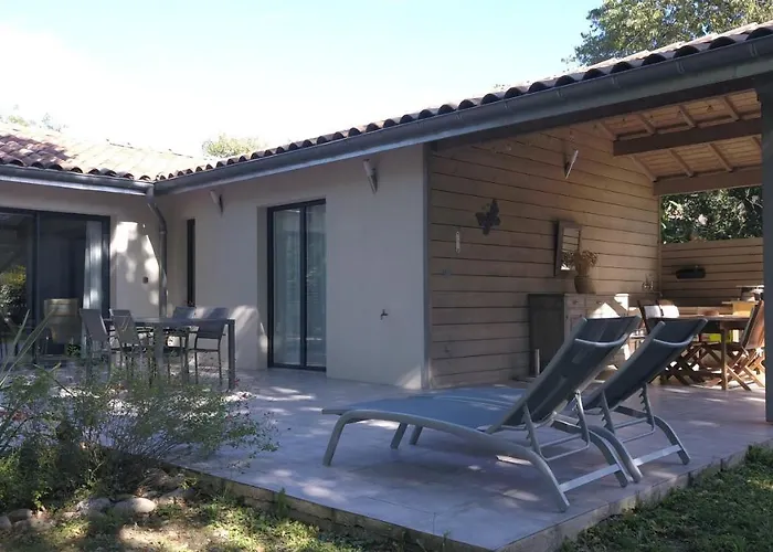 Les Oliviers gîte grand confort au calme classé 3 étoiles