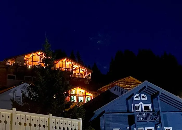 Vue panoramique sur les montagnes plein Sud - T2 Skis aux pieds, Piscine&Spa