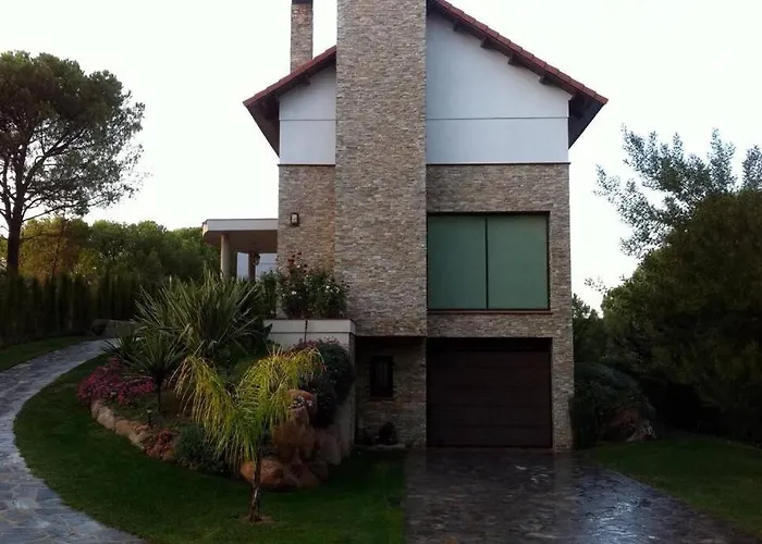 Perros hoteles EL ENREO JARAS -Urbanización Las Jaras