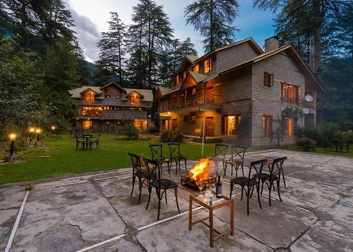 Stayvista At Casa Bella Vista- Luxury Stay, Central Manali