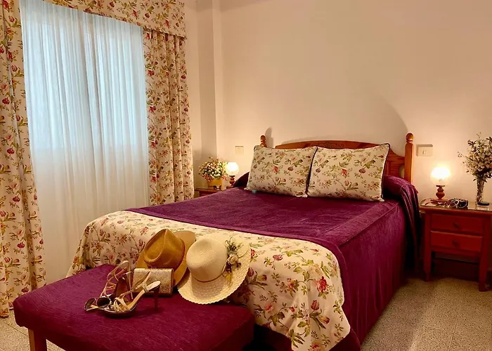 EmyCanarias Holiday Homes Vecindario