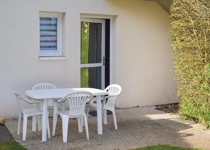 Nice Apartment In Trevou Treguignec
