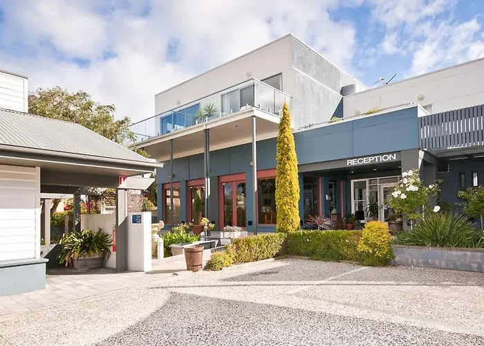 Motel: Captain'S At The Bay