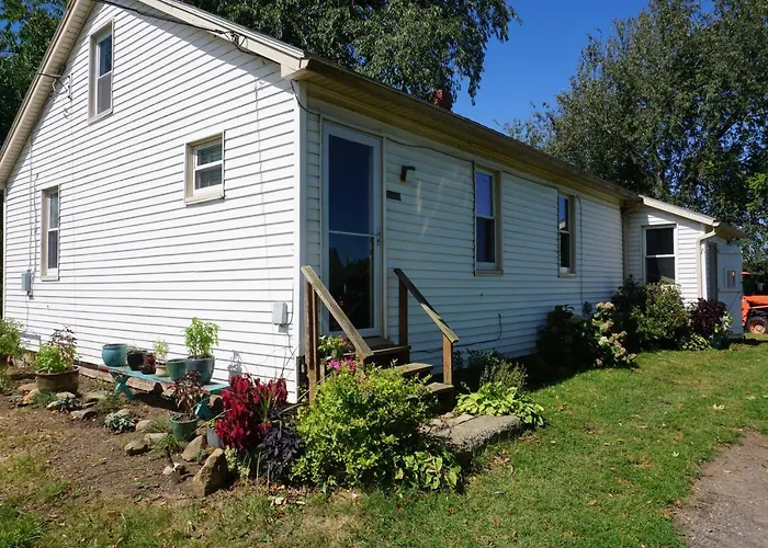 3778 East Lake Road