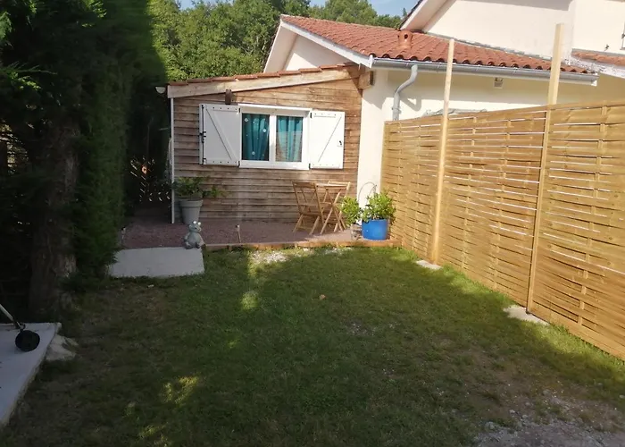 Petite habitation meublée