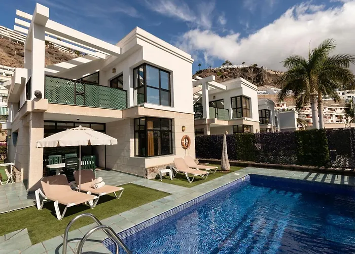 Sunshine Beach Villas