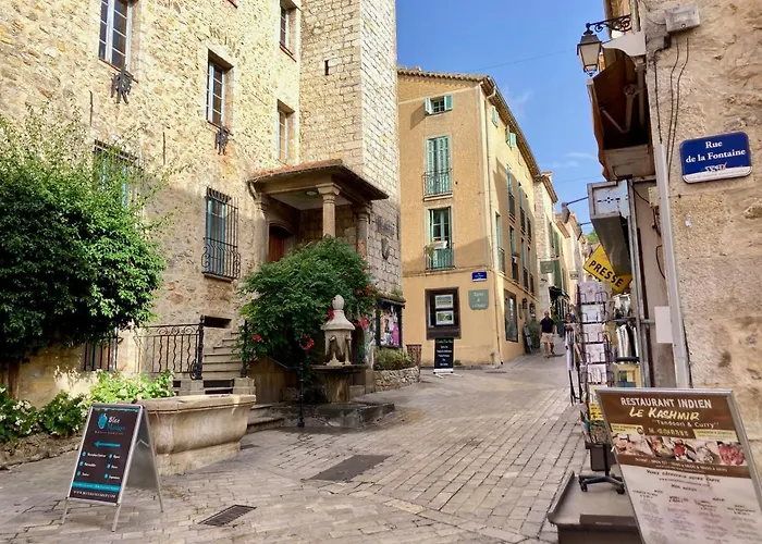 5 Star Rated Exclusive House In Valbonne Village