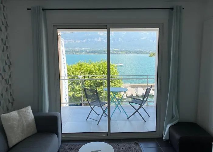 Vue Imprenable Sur Le Lac Du Bourget
