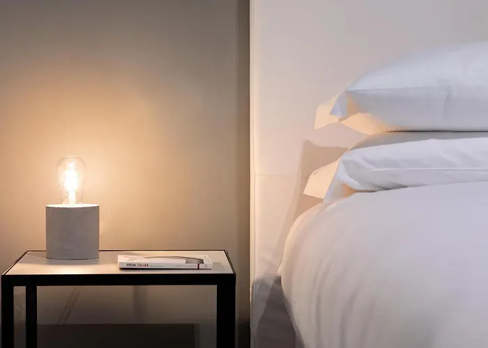 N - Space Modern Guestrooms