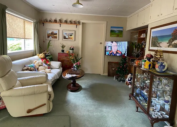 Green Garden Home