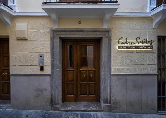 CALM SUITES Molino Corteza del Carmen