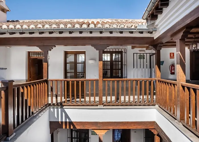 Limehome Granada Calle Santa Ana