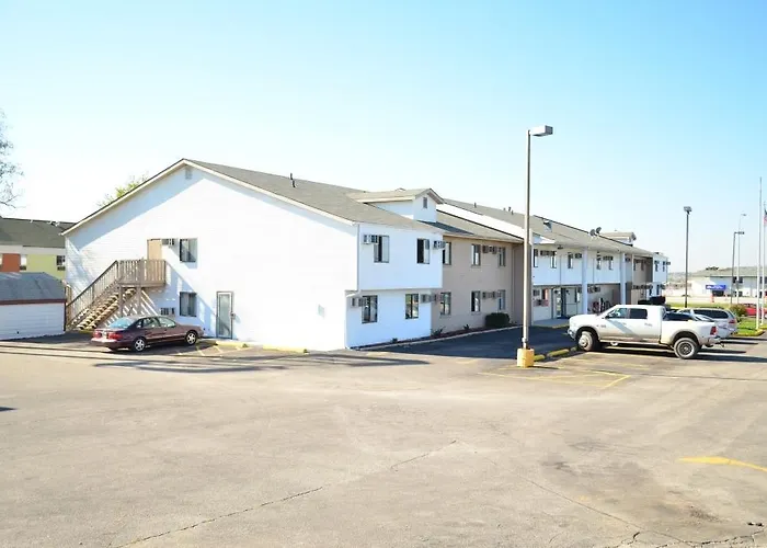 Luxury Inn & Suites Lincoln