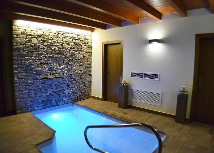 Alba D'Esteve. Casa Rural