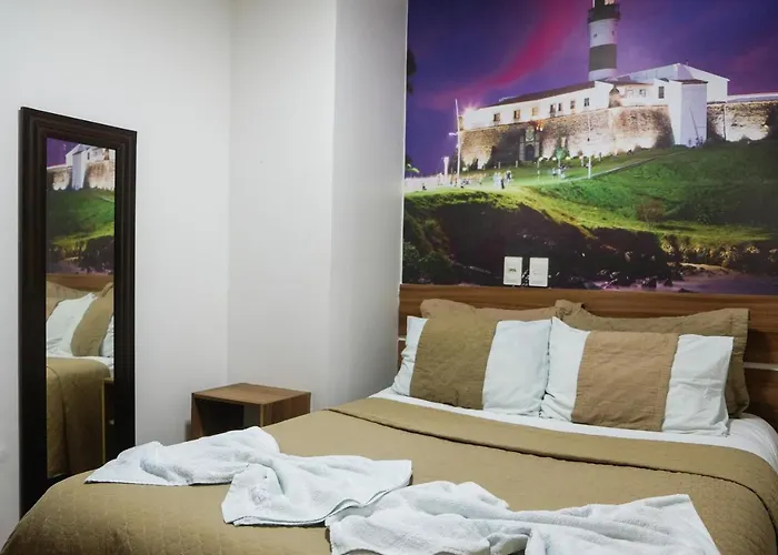 Farol Da Barra Suites E