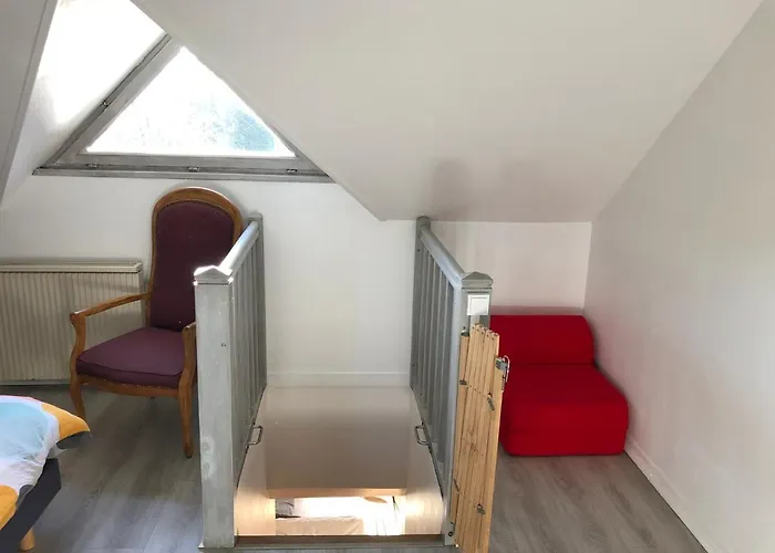 Appartement Cosy 600m Gare - étage 3 - balcon et calme - TV - wifi