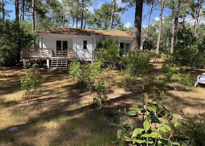 Chalet Mavalear naturiste La Jenny