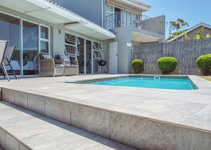 Harbour Cottages, Humewood
