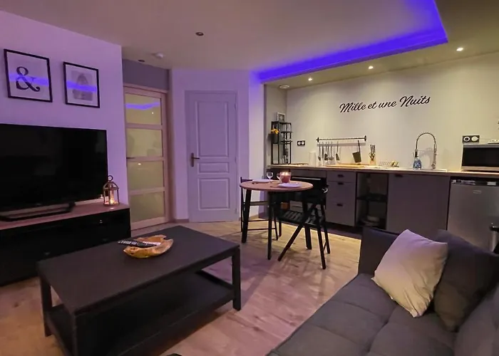Mille et une nuit, appartement classé 3 étoiles en RDC avec exterieur et parking