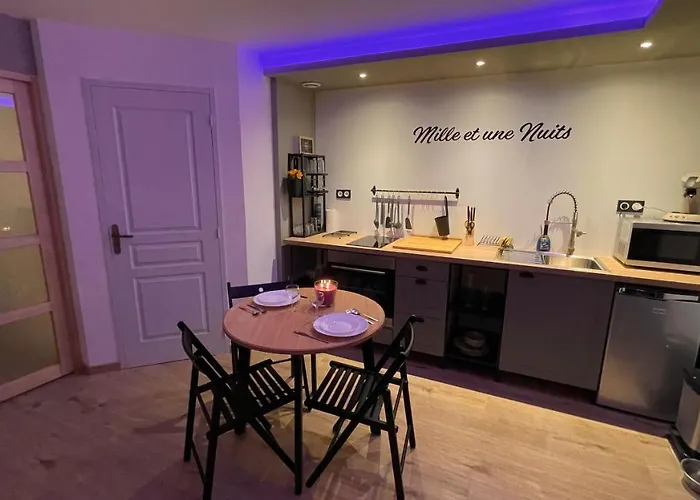 Mille et une nuit, appartement classé 3 étoiles en RDC avec exterieur et parking